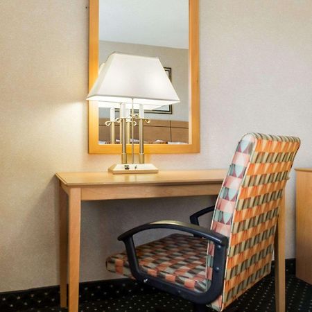 Comfort Inn Jamestown Buitenkant foto