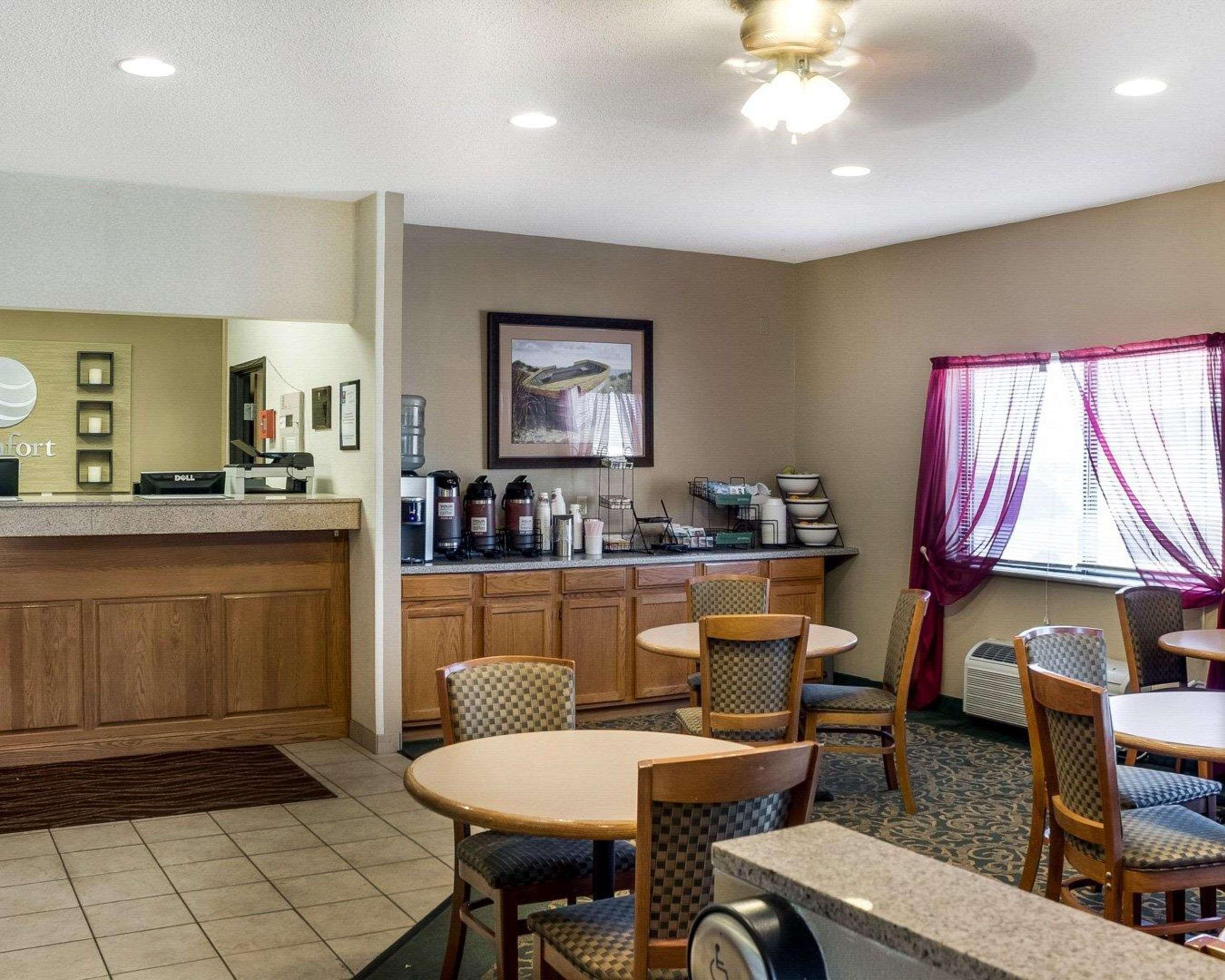 Comfort Inn Jamestown Buitenkant foto