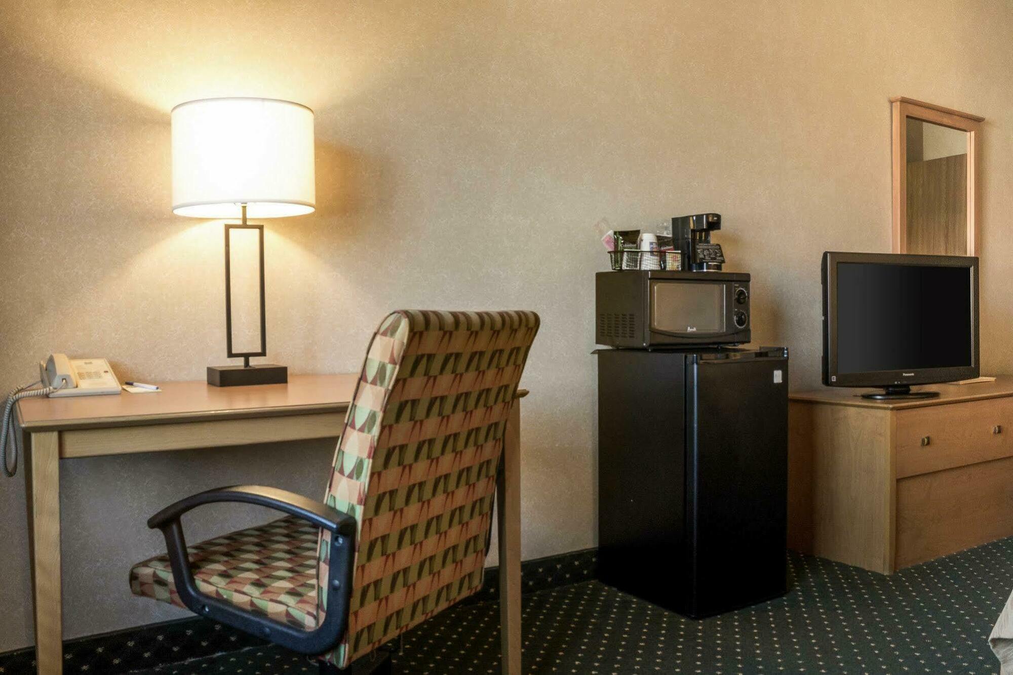Comfort Inn Jamestown Buitenkant foto